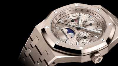 Audemars Piguet  - Royal Oak Ewiger Kalender Sandgold